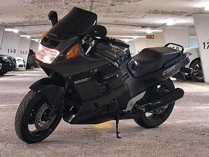 HONDA CBR 1000F SC24