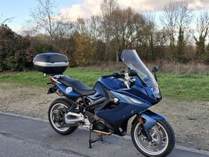BMW F800GT