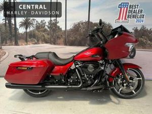 HARLEY-DAVIDSON ROAD GLIDE BLACKED OUT 117'' — MOTOREN | HARLEY-DAVIDSON — MARKTPLAATS