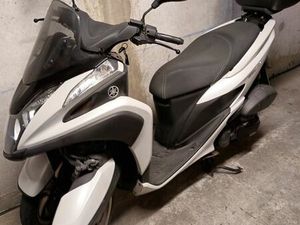 YAMAHA TRICITY