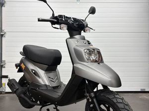 SCOOTER JM MOTORS VIPER 50 CC NEUF POSSIBILITE DE PAIEMENT PLUSIEURS FOIS