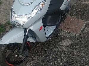 SCOOTER PEUGEOT KISBEE 50 CC