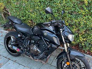 ② YAMAHA MT07
