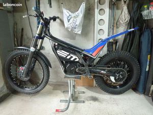 MOTO TRIAL ELECTRIC MOTION 2024