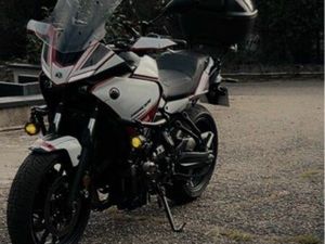 YAMAHA TRACER 700 FULL OPTIONS