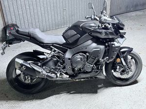 YAMAHA MT10