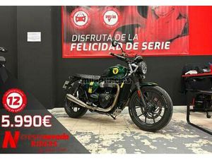 TRIUMPH - STREET TWIN