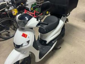 PEUGEOT - TWETT CARGO 125 CC