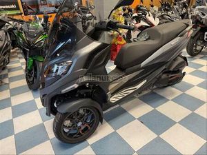 PIAGGIO - MP3 EXCLUSIVE 530