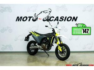 HUSQVARNA - 701 SUPERMOTO