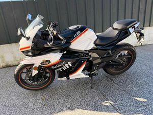 MITT 125 GP ROTHMANS PALMELA