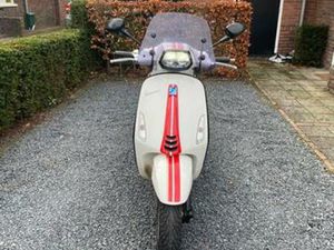 VESPA SPRINT RACING SIXTIES - 2020 — SCOOTERS | VESPA — MARKTPLAATS