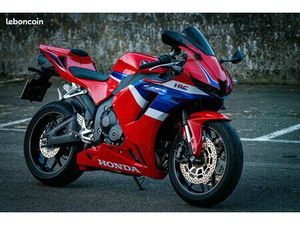 HONDA CBR600RR 2024