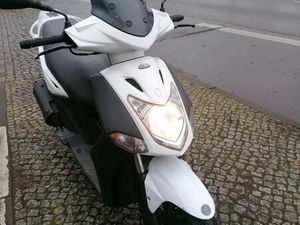 KYMCO AGILITY CITY 125 FAHRBEREIT