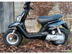 BOOSTER MBK SPIRIT ■39000KMS NOIR ■CARÉNAGE NEUF AVEC FACTURE ■POT ÉCHAPPEMENT YASUNI R■+ POT ORIGINE■FEUX LED ■PLUS DE PHOTOS SUR DEMANDE