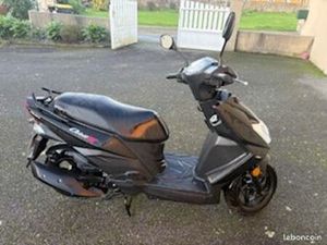 VENDS SCOOTER SYM ORBIT 3