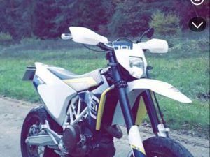 HUSQVARNA 701
