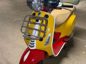 VESPA PRIMAVERA 125
