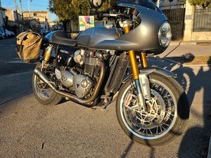 TRIUMPH THRUXTON 1200 R