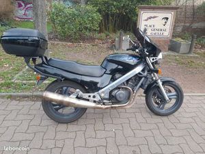 NTV 650 CM3 1993 TBE 153000 KM ROULE MAGNIFIQUE BIEN