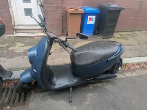 UNU SCOOTER PRO 4KW ELEKTROROLLER