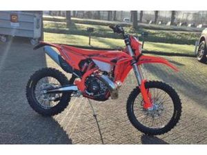 BETA RR 300 (BJ 2025 MODEL 2026) — MOTOREN | OVERIGE MERKEN — MARKTPLAATS