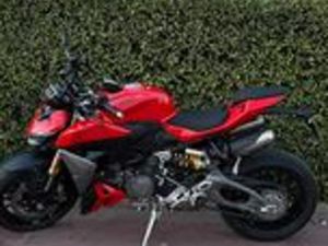 DUCATI STREETFIGHTER V2 2025