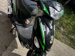 SCOOTER IMF EN ÉTAT IRRÉPROCHABLE