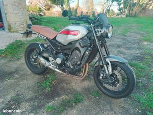 VEND XSR 900