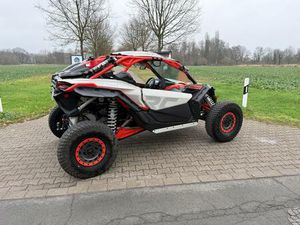 CAN-AM MAVERICK X3 XRC TURBO