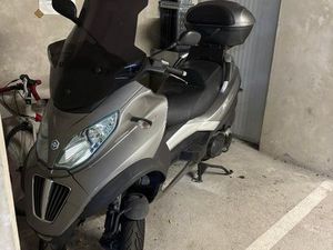PIAGGIO MP3 500