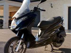 SCOOTER YAMAHA