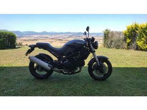 DUCATI - MONSTER 695