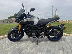 YAMAHA - MT09 SP