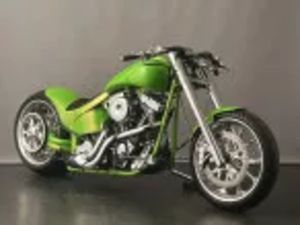 HARLEY-DAVIDSON FXSTC SOFTAIL CUSTOM