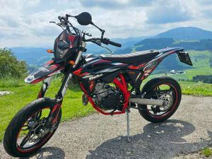 RR 4T 125 LC 2021 BOLD COSTUM DESIGN