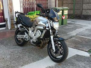 YAMAHA FZ 6 ARGENTO