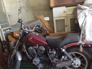 HONDA VT500 SHADOW, 1983R.