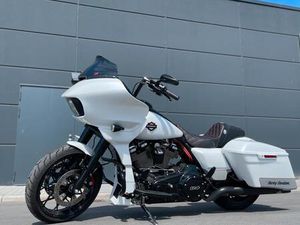 HARLEY DAVIDSON ROAD GLIDE 2020