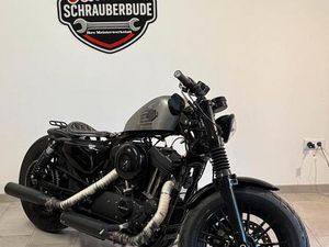 HARLEY-DAVIDSON SPORTSTER FORTY-EIGHT COSTUM