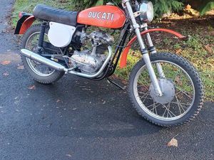 DUCATI 125 SCRAMBLER 10200 KMS 1974 CG NORMALE À MON NOM