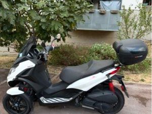 PIAGGIO MP3 HPE