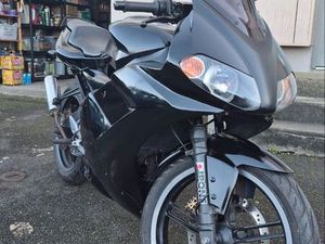 YAMAHA TZR