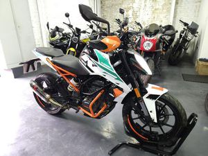 KTM 125 DUKE EURO 4 125 CC