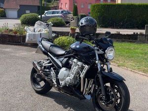SUZUKI BANDIT 650