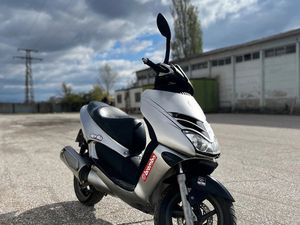 APRILIA LEONARDO 125 →