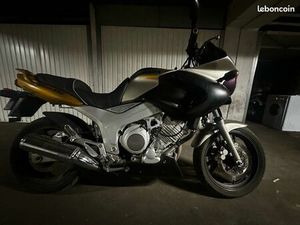 YAMAHA TDM 850