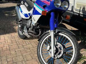 YAMAHA XTZ 750 SUPER TENERÉ
