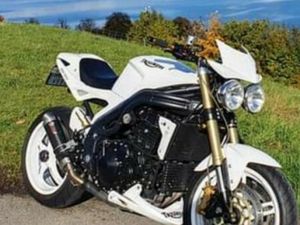 TRIUMPH SPEED TRIPLE 1050, NAKED, OCCASION, CHF 4'200.-