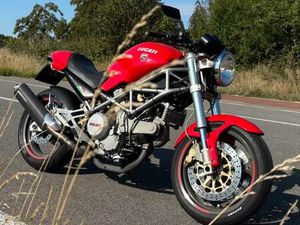 ② DUCATI MONSTER 800 I.E.
